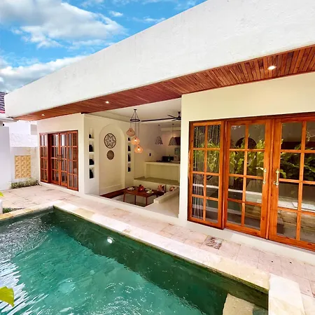 Hendra Villa 2